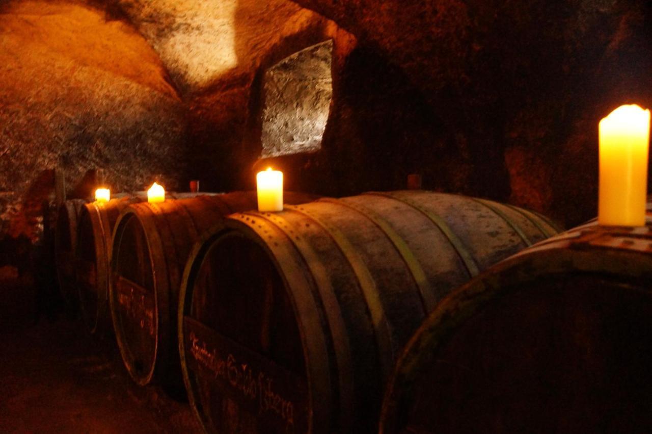 Kapelle - Urlaub Auf Dem Weingut Διαμέρισμα Maring-Noviand Εξωτερικό φωτογραφία